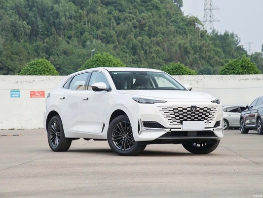 2024 Changan Uni-V 2,0t Седан с максимальной мощностью 245/45 R20 и пробегом ≤10000 км