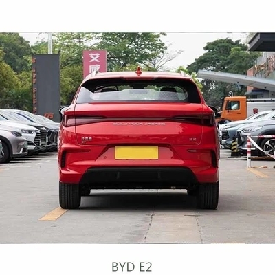 Byd E2 2024 Luxury Version 405km 5 мест Fwd 4-колесные электромобили со временем ускорения 4.9s