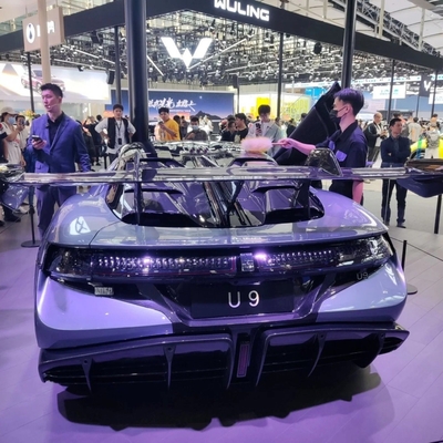 Byd Yang Wang U9 EV Super Car Передний дисковый задний дисковый тормозная система Чистый электрический автомобиль