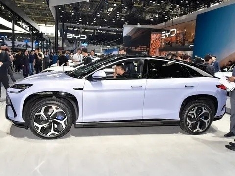 2024 Byd Sea Lion 07 Закрытый 5-дверный 5-местный внедорожник с дальностью 610 км и батареей 80,64 кВтч