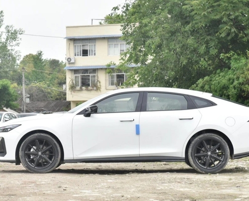 Суперразмер Chang an Uni-K 2.0 T 4 Wd Авто бензиновое транспортное средство Газовый автомобиль EV Автомобиль Дисплимент 2.0-2.6L