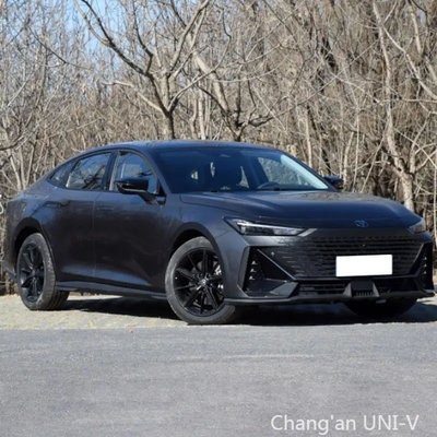 Автомобиль Chang'an Uni-V 2.0-2.6L Дисплимент Левое рулевое управление Чаганские автомобили Бензин