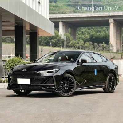 Чанган Интеллектуальный электрический Uni-V Idd 1.5t 113km 2023 версия EV транспортное средство Левое рулевое управление