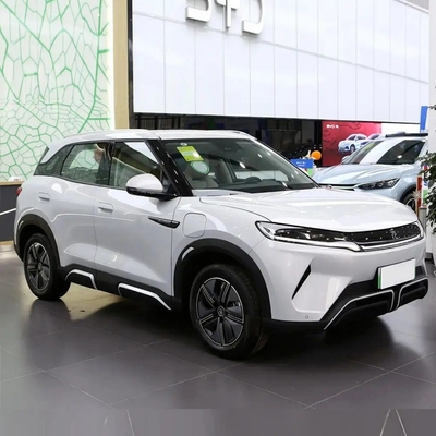 Дальность полного электричества 401 км и масса на борту 1540 кг 2024 Byd Yuan быстрозарядный электрический внедорожник