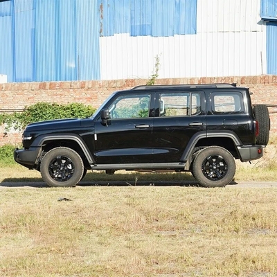 2.0t 5-местный резервуар 300 Движение на четырех колесах Бензин производится по заказу