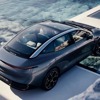 Zeekr 007 2024 4WD 75kwh 100 Kwh EV Автомобиль Чистый электрический MID-Size Форма задней подвески автомобиля