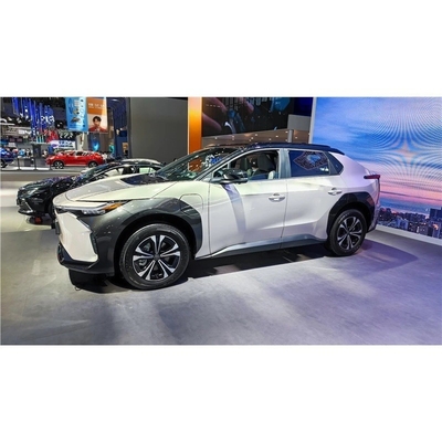 Toyota RAV4 Hybrid Version 2023 SUV Автомобиль для пробега ≤10000 км и внедорожных условий