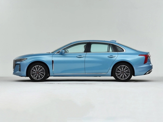 Самый продаваемый роскошный автомобиль Hongqi H5 с конфигурацией двигателя 2.0L Ot и автоматической коробкой передач