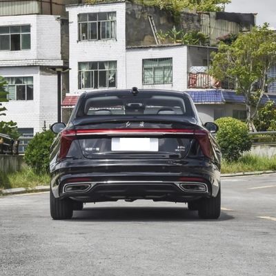 Роскошный бензиновый автомобиль Hongqi H5 Высокая скорость 1,5 т 169 л.с. 5-местный седан среднего размера Максимальная скорость 230 км/ч