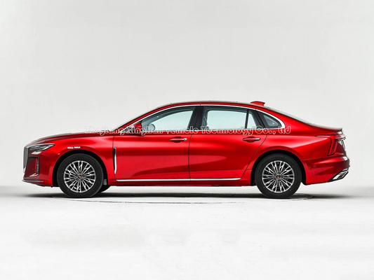 Автомобиль на бензиновом топливе FAW Hongqi H5 с закрытым типом кузова и белым внешним цветом