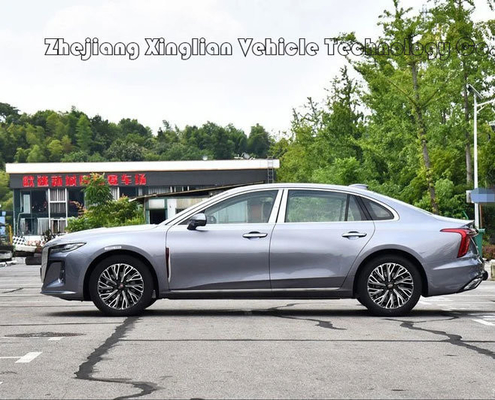 2023 Hongqi H5 Китайский средний автомобиль 2.0t 224HP L4 с дизайном и автоматической коробкой передач