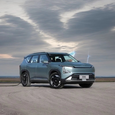 Энергетический тип Чистый электрический KIA EV5 Автомобиль 5 мест Роскошный внедорожник 530 км Дальность 231 л. с. Автосерый
