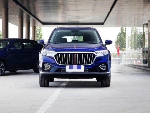 Красный 2023 Китайские роскошные бренды Hongqi HS5 Hongqi 2023 2.0t Qixiang PRO Версия MID-Size