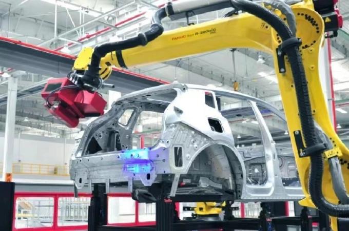 Chang′an CS75 Plus 2023 Third-Generation 1.5t Automatic Pilot Chinese Made New Car for Sale